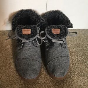 Toms Slippers